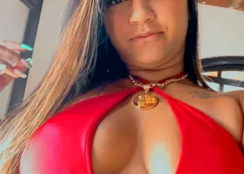 JOVEM INFARTA E MORRE EM CASA NO RJ