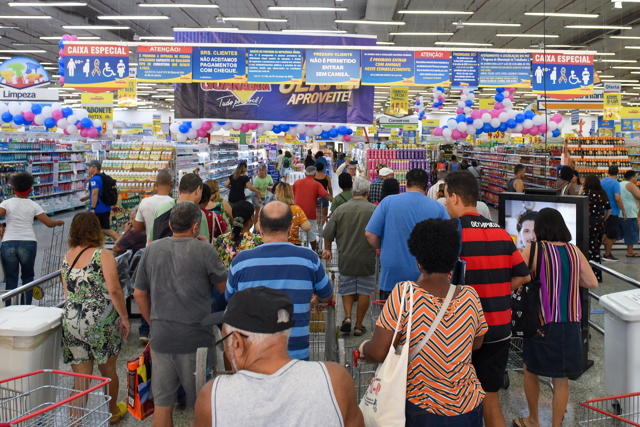 ALÉM DE PREÇO BAIXO, ANIVERSÁRIO GUANABARA LEVA MAIS CONFORTO E SERVIÇO PARA CLIENTES