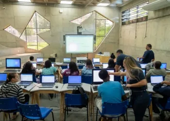 Naves do Conhecimento oferecem 2 mil vagas em cursos e oficinas gratuitos de tecnologia e empreendedorismo