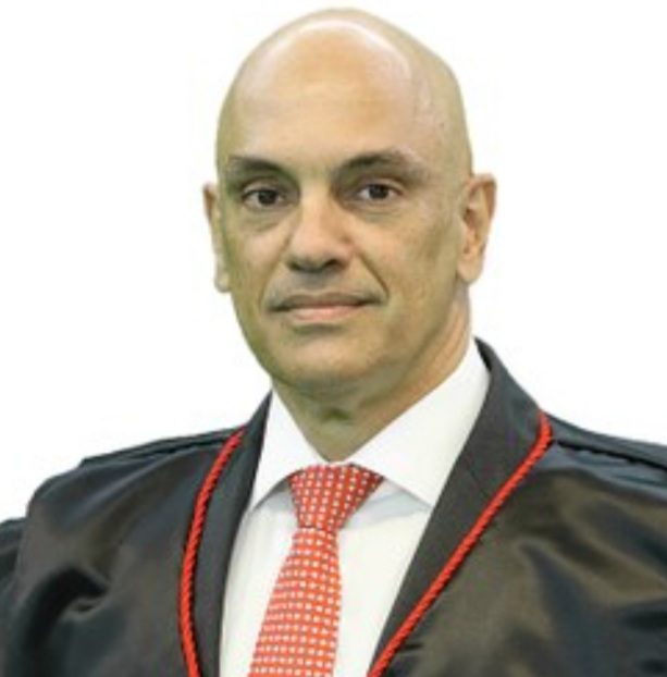 Alexandre de Moraes determina que PRF e PMS desobstruam todas as vias