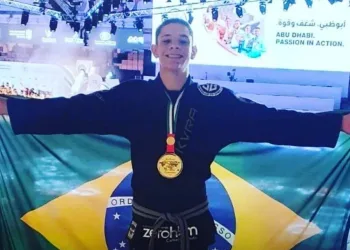 Caio Braga, promessa do jiu-jitsu com apoio do mc poze e Pedro Scooby é medalha de ouro em mundial