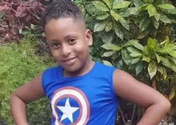 MENINO BALEADO NA CABEÇA NO RIO NÃO CORRE MAIS RISCO DE VIDA: “É UM MILAGRE”