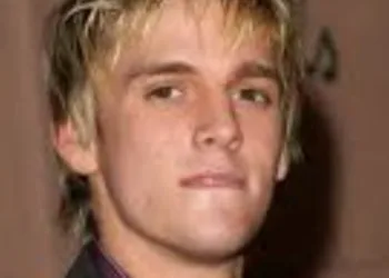 Morre o cantor Aaron Carter aos 34 anos