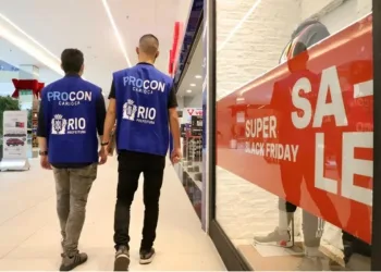 Procon Carioca relata que publicidade enganosa, oferta não cumprida e demora na entrega são as principais reclamações sobre a Black Friday