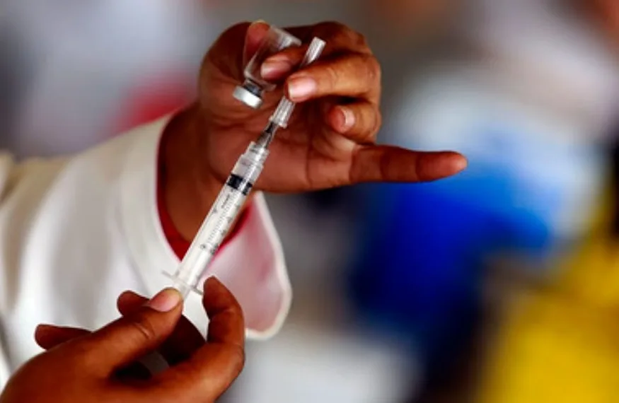 Covid-19: Município suspende aplicação da primeira dose devido a atraso em envio de mais vacinas