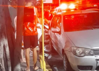 POLÍCIAL MATA COLEGA DE FARDA NO RJ
