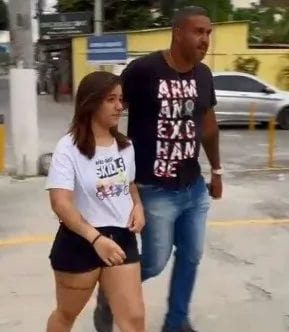 POLÍCIA PRENDE JOVEM EM CAMPO GRANDE ESPECIALIZADA EM SEDUZIR HOMENS PARA APLICAR GOLPES…