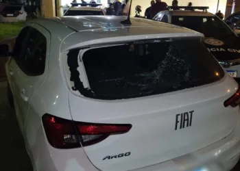 Sargento da Marinha tenta matar ex mulher no rio