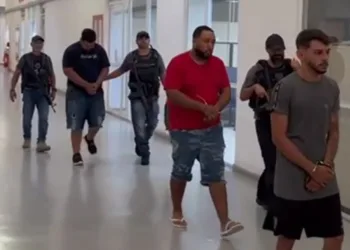 Polícia Civil prende trio de milicianos no conjunto Nova Sepetiba