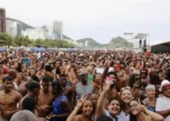 Carnaval de rua do Rio deve movimentar R$ 1 bilhão