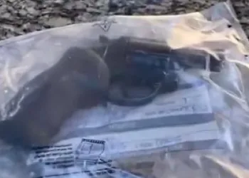 Um homem acusado de agredir a própria esposa no Rio foi preso pela Polícia Militar