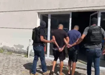 Dupla de milicianos é presa em flagrante por extorsão em Campo Grande