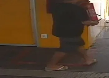 Suspeito de furtar extintores de incêndio é preso em estação do BRT na Zona Oeste