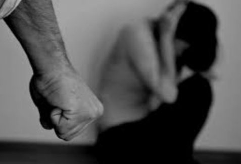 PM é agredida no RJ após ser reconhecida quando deixava sítio com a família