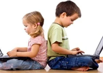 Perigos no uso da internet por crianças e adolescentes