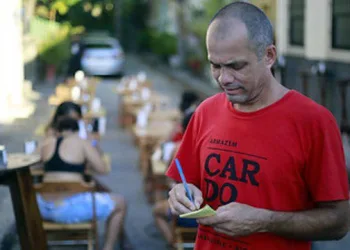 Estado do Rio tem 5.194 vagas de estágio, jovem aprendiz e emprego abertas. Veja como concorrer