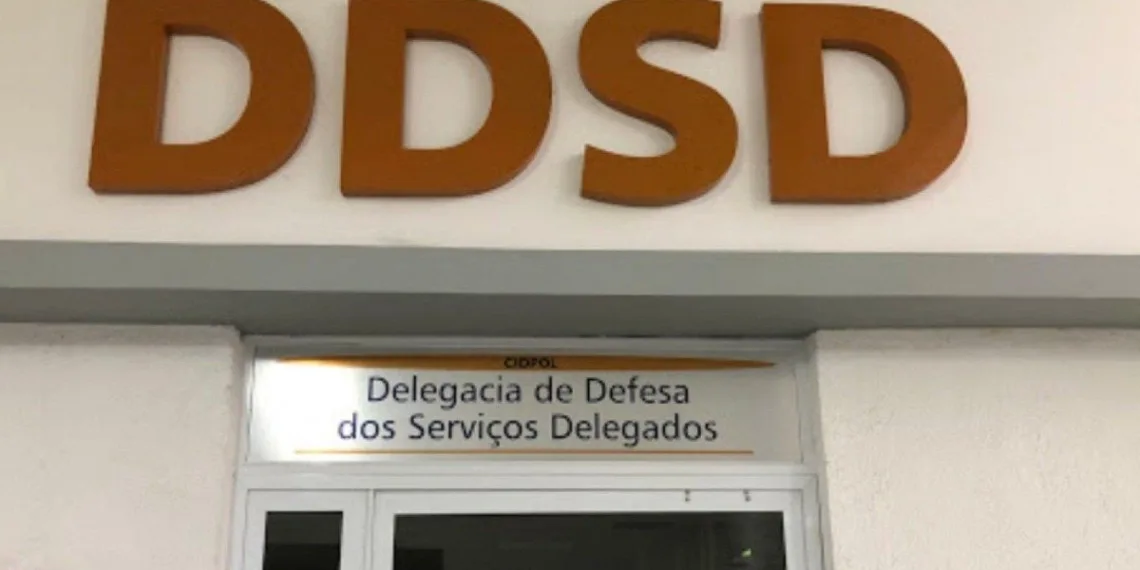 Suspeito de usar notas falsas para abastecer carros é preso em flagrante