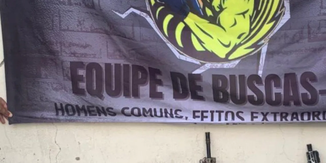 Polícia prende suspeitos de roubar carro e fazer motorista refém no Rio