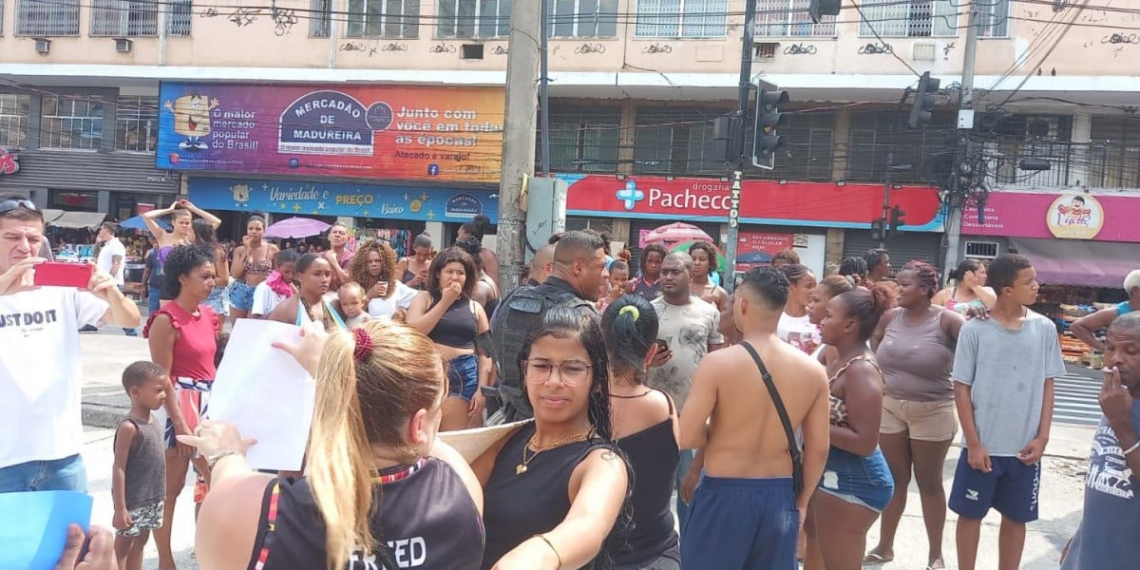 Protesto fecha vias de Madureira após morte de menina e entregador em guerra do tráfico