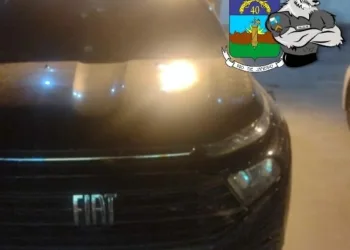 Polícia Militar recupera veículo roubado e apreende armamento em Campo Grande