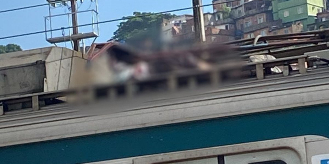 Homem é encontrado morto em cima de trem da SuperVia