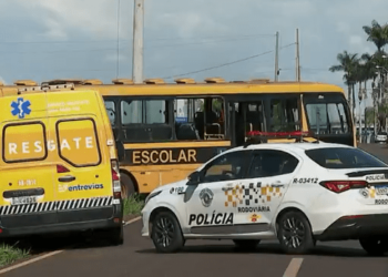 Motociclista morre ao bater de frente contra carro