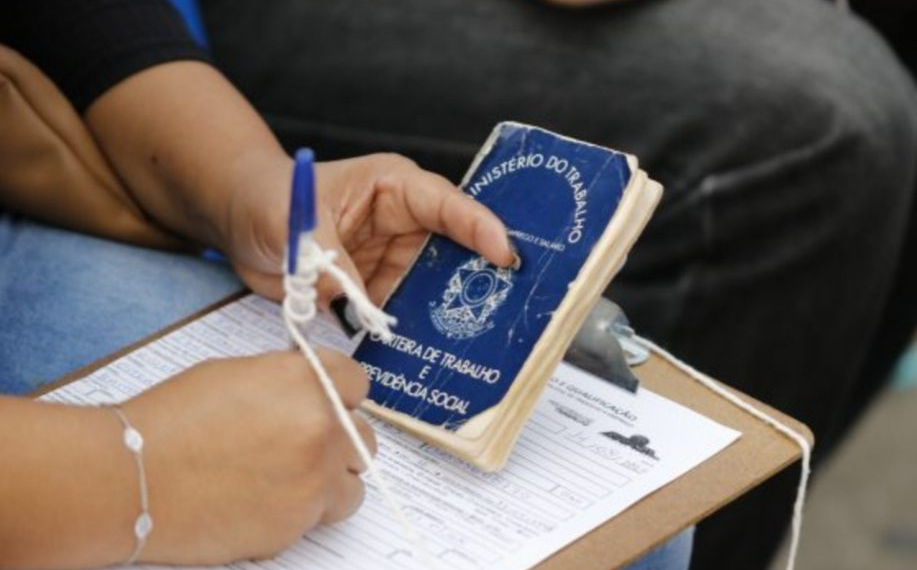Secretaria de Trabalho e Renda divulga 1.423 vagas de emprego para todos os níveis de escolaridade