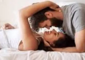 Sexo oral causa câncer de garganta? Entenda os riscos