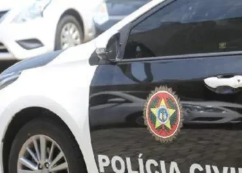 GRÁVIDA É ATACADA A FACADAS POR EX-PADRASTO NO RJ; BEBÊ NÃO RESISTIU!!