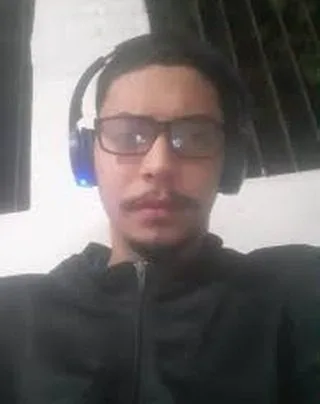 Jovem é baleado e morto na cabeça na Zona Oeste!!