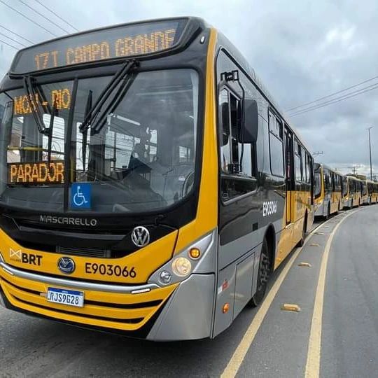 Renovação do BRT: novos ônibus chegam à Avenida Cesário de Melo, no Corredor Transoeste