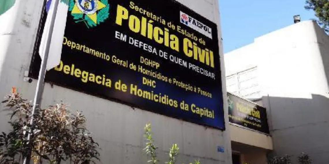 Idoso é descoberto sem vida após ser alvejado dentro de sua residência