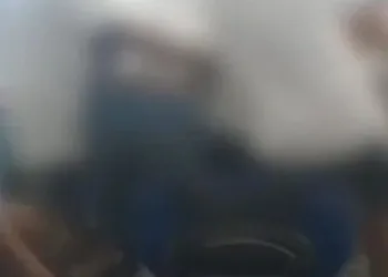 Adolescente autista é agredido com socos e tapas dentro de escola em Paciência