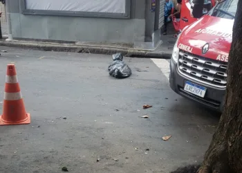 Morador de rua é morto à facadas no Rio