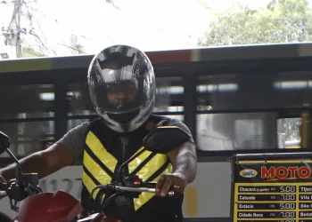 Cadastro de mototaxistas no Moto.Rio começa nesta sexta-feira