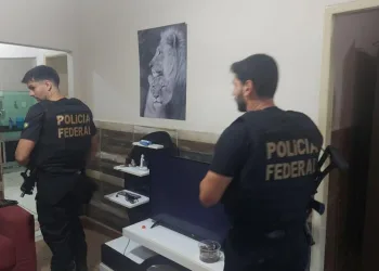 Indivíduo é detido com material pornográfico envolvendo menores de idade em seu celular