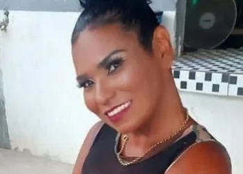 Cenas fortíssimas!! Mulher é morta a facadas após intervir em briga da filha em Paciência
