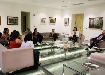 Governo do Rio estabelece piso salarial nacional para professores da rede estadual