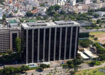 Prefeitura lança edital de concurso público salários de R$3.000 a R$6.000