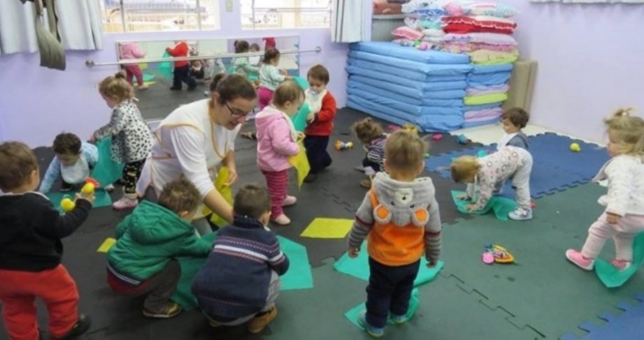 Jardim escola na zona oeste tem vagas para auxiliar de creche, auxiliar de serviços gerais, assistente social, cozinheira – R$ 1.636,10 – escala 5×2