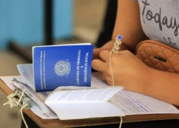 Secretaria de Trabalho e Renda divulga 900 vagas de emprego no município