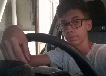 Trágico acidente de moto deixa empresário morto