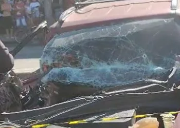 Perseguição Policial Resulta em Acidente na Zona Oeste do Rio