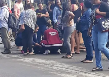 Mulher morre após cair de BRT em movimento na Zona Oeste
