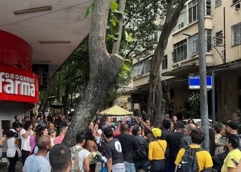 Homem é preso por suspeita de racismo durante tumulto no Rio