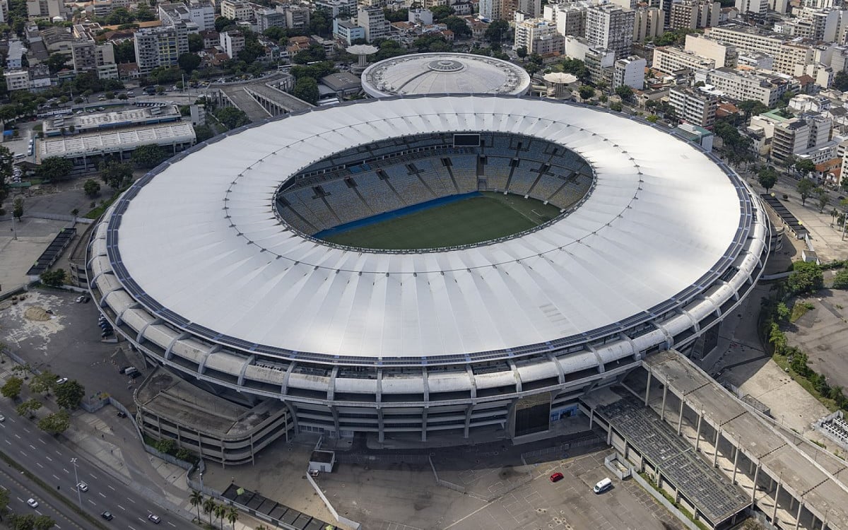 Adolescente é apreendido com réplica de pistola nas proximidades do Maracanã