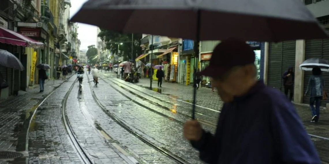 Ciclone extratropical traz risco de fortes chuvas para o Sul e Sudeste do Brasil
