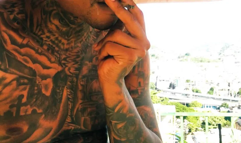 Chefe do tráfico é morto em confronto com a policia no RJ