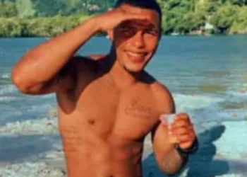 Jovem é executado em Guaratiba!! Corpo é levado pelos criminosos