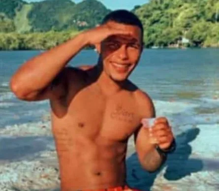 Jovem é executado em Guaratiba!! Corpo é levado pelos criminosos